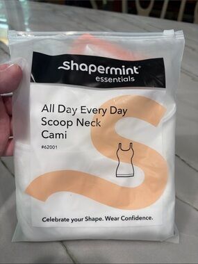 Shapermint White All Day Scoop Neck Cami - Size 4X